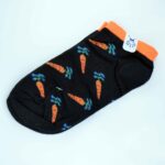 جوراب زنونه مشکی با استیکر مختلف شاد کد100 - تصویر 2